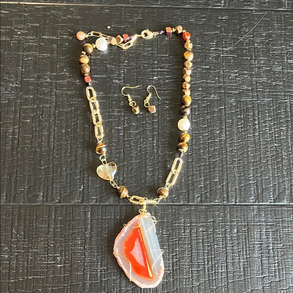 Elegant Stainless and Tiger eye Necklace Set - Picture 1 of 4